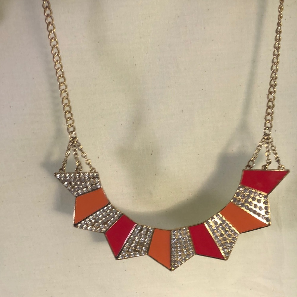 Statement necklace